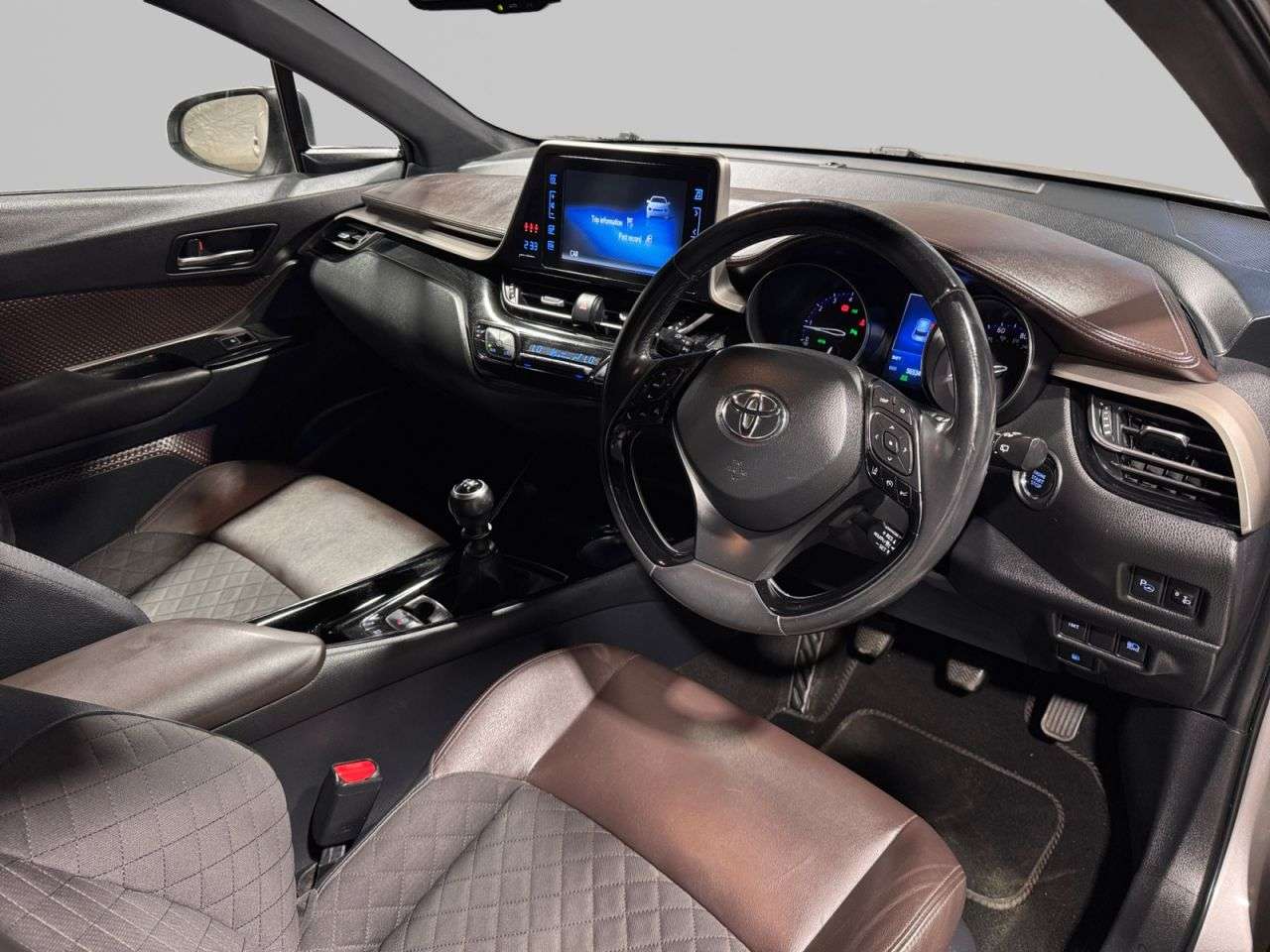 2017 TOYOTA C-HR 2017 TOYOTA C-HR