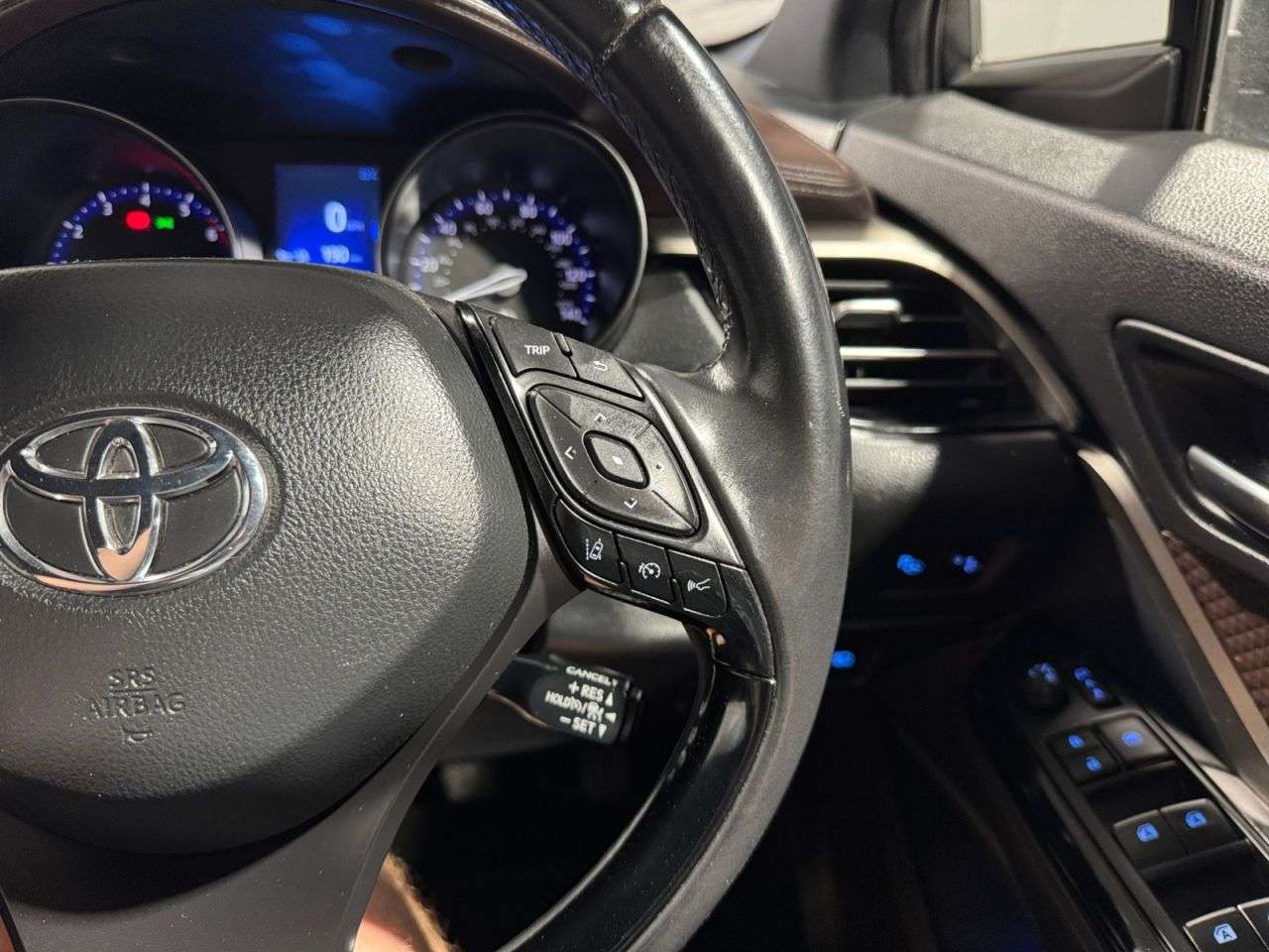 2017 TOYOTA C-HR 2017 TOYOTA C-HR