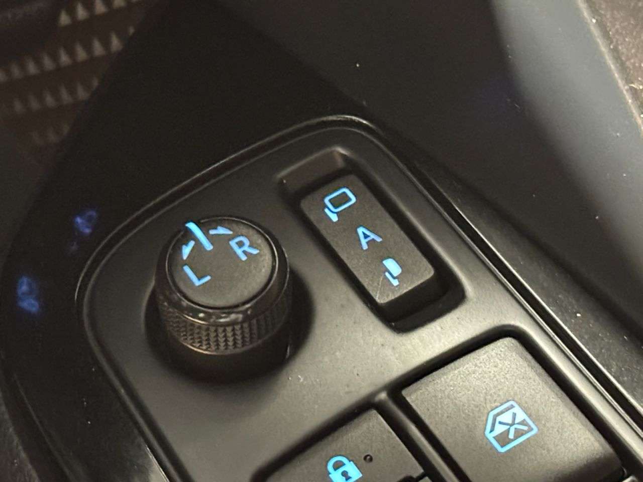 2017 TOYOTA C-HR 2017 TOYOTA C-HR
