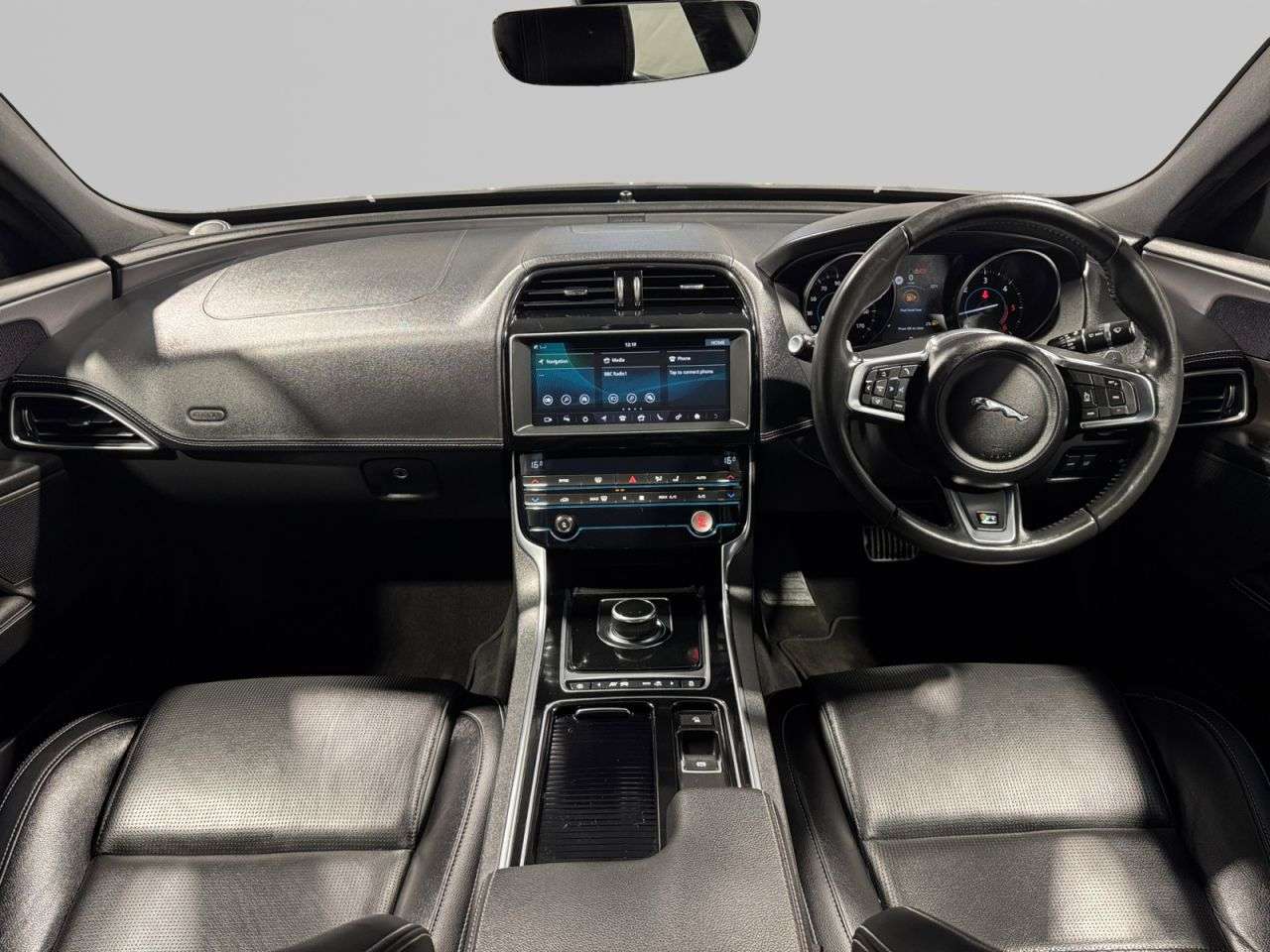 2018 JAGUAR XE 2018 JAGUAR XE