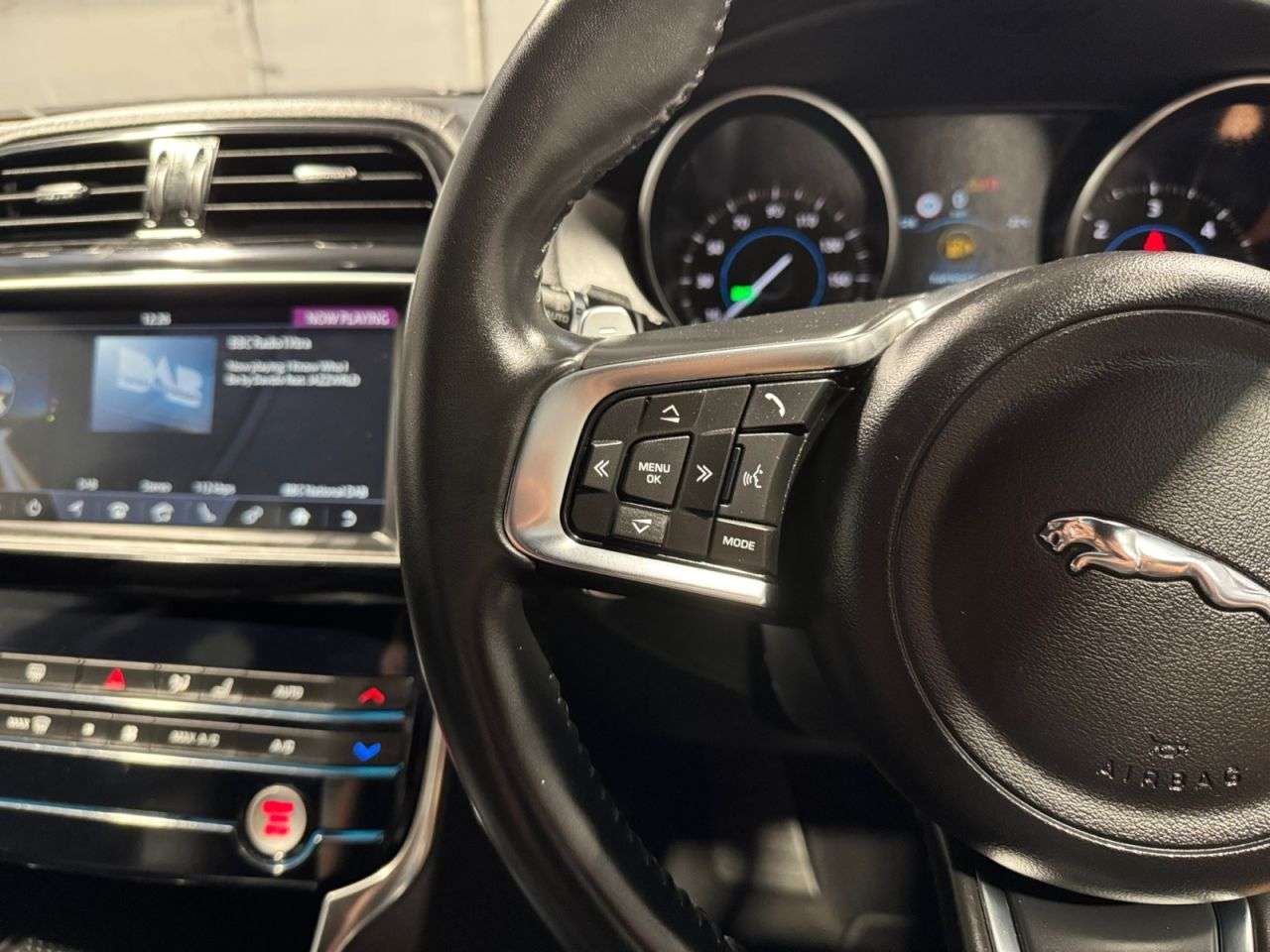 2018 JAGUAR XE 2018 JAGUAR XE