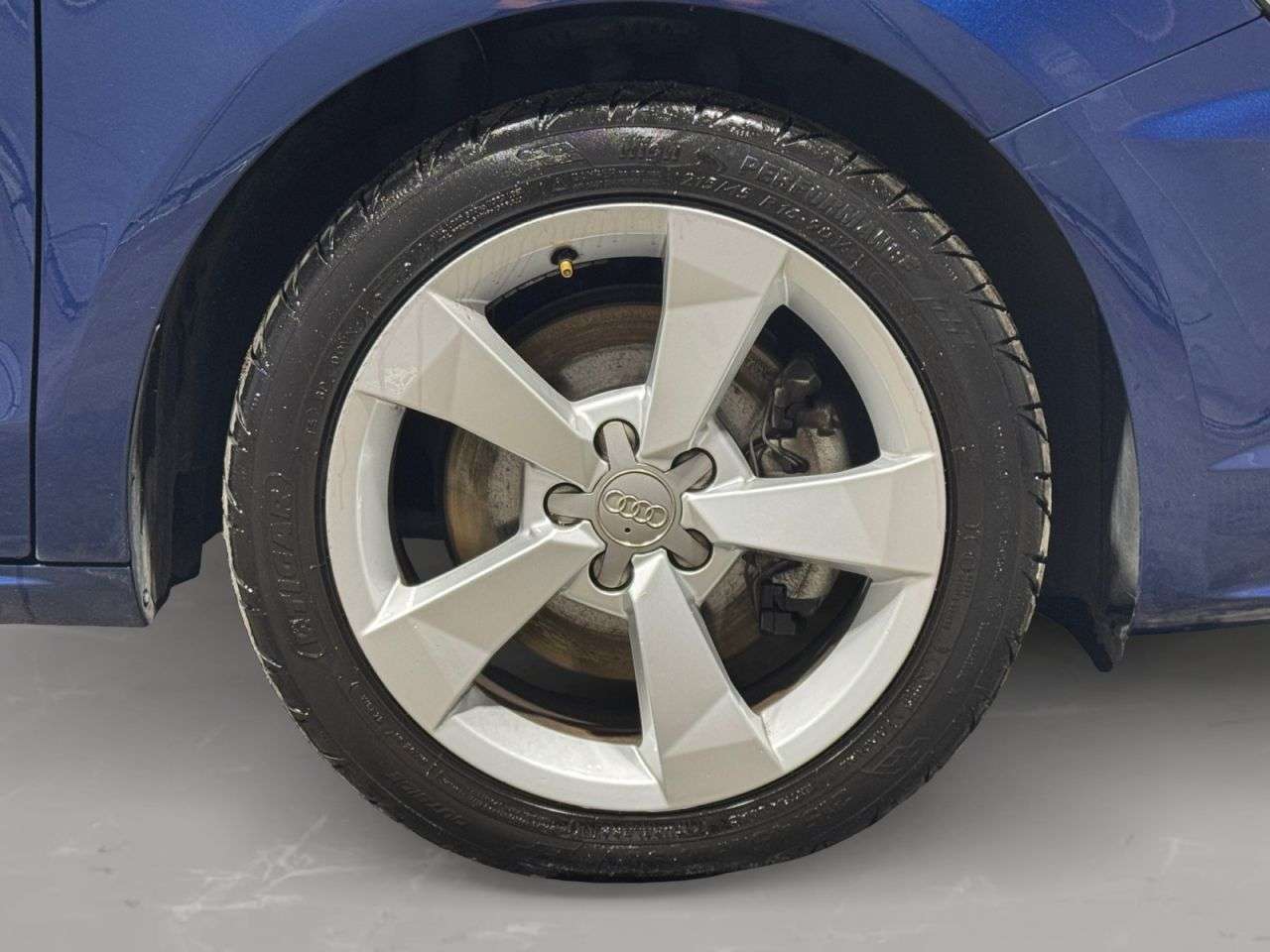 2016 AUDI A1 2016 AUDI A1
