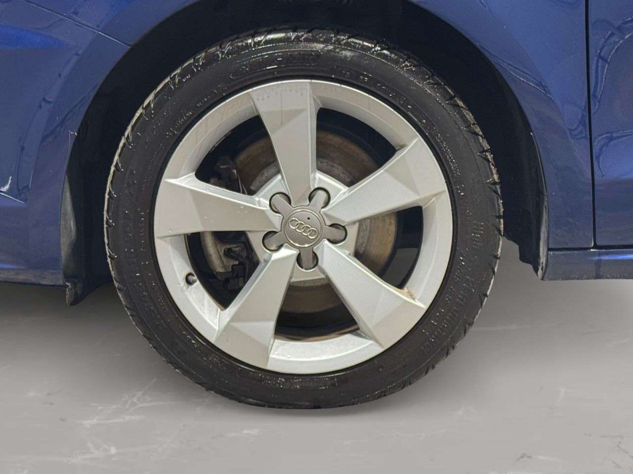 2016 AUDI A1 2016 AUDI A1