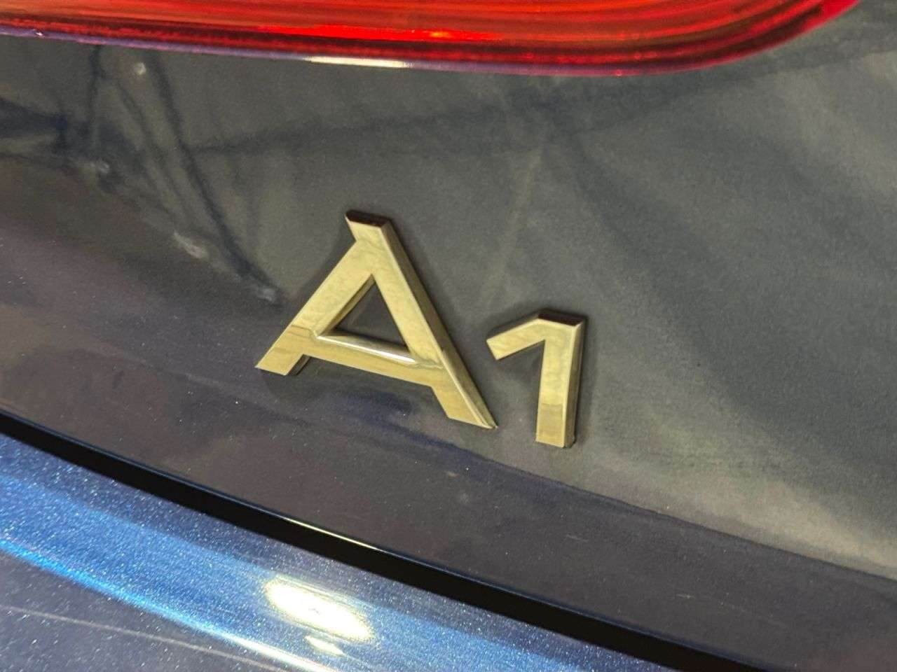 2016 AUDI A1 2016 AUDI A1