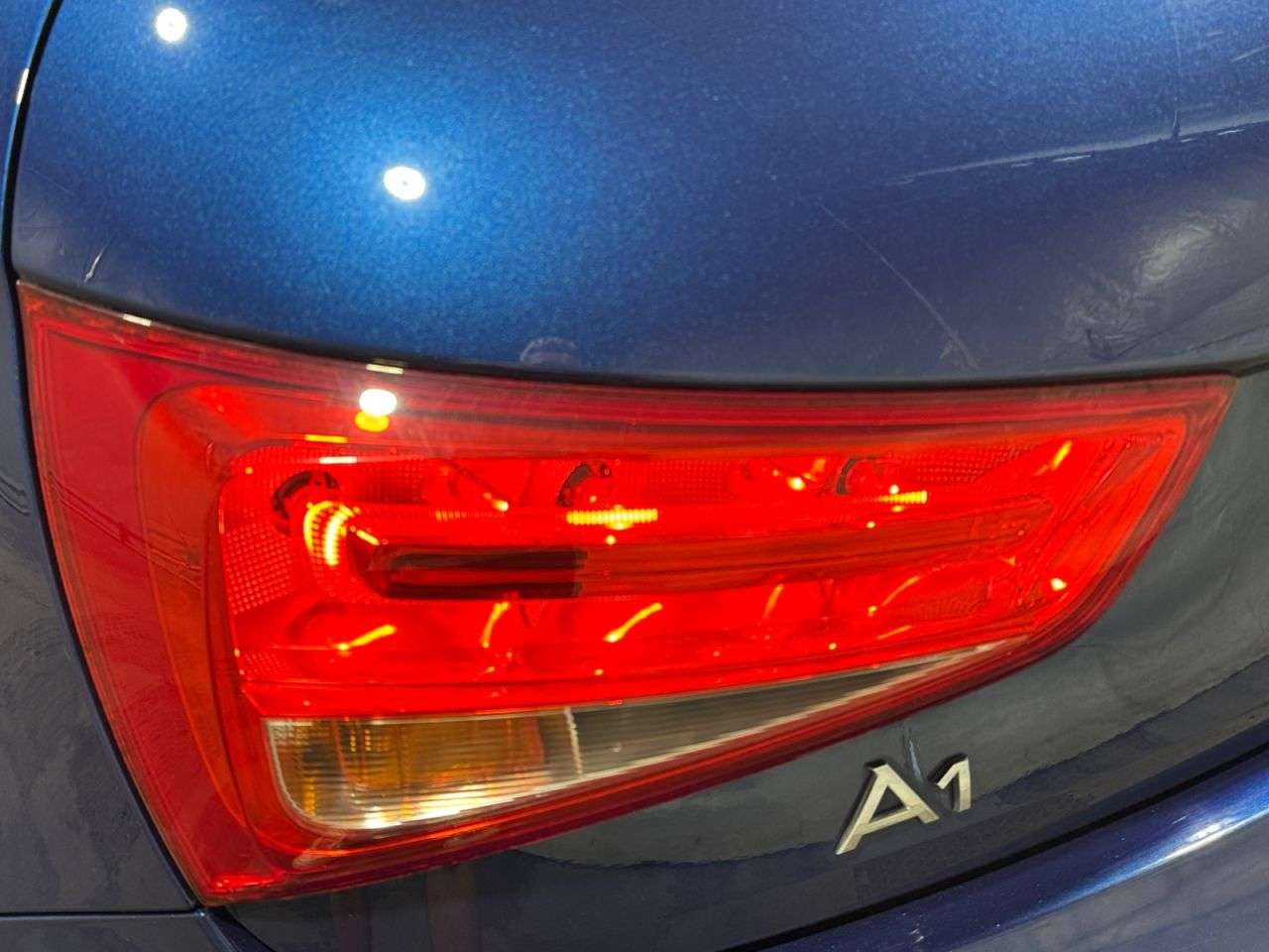 2016 AUDI A1 2016 AUDI A1