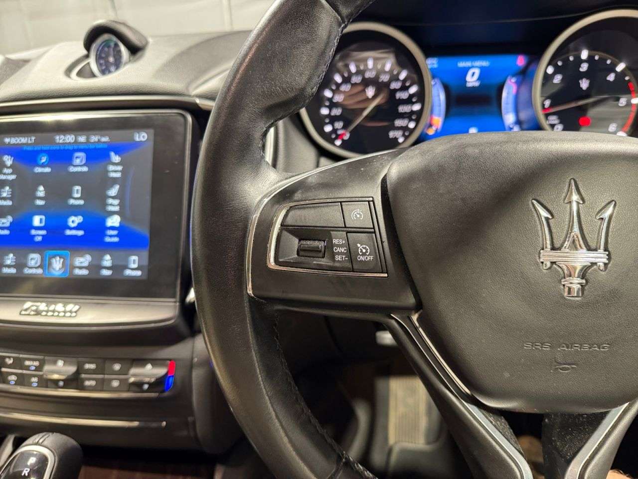 2018 MASERATI GHIBLI 2018 MASERATI GHIBLI