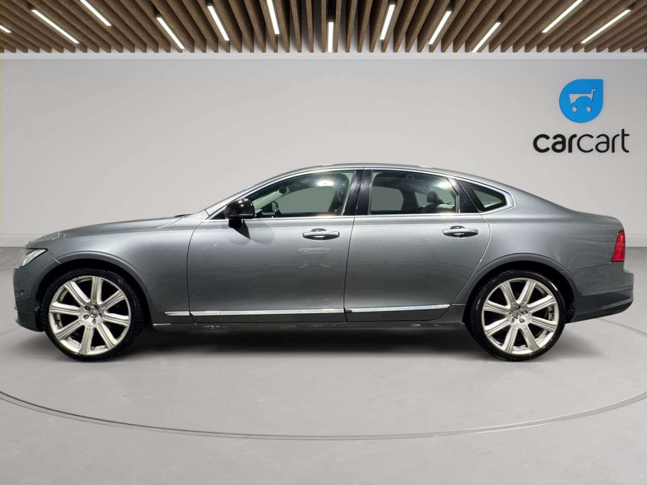 2017 VOLVO S90 2017 VOLVO S90