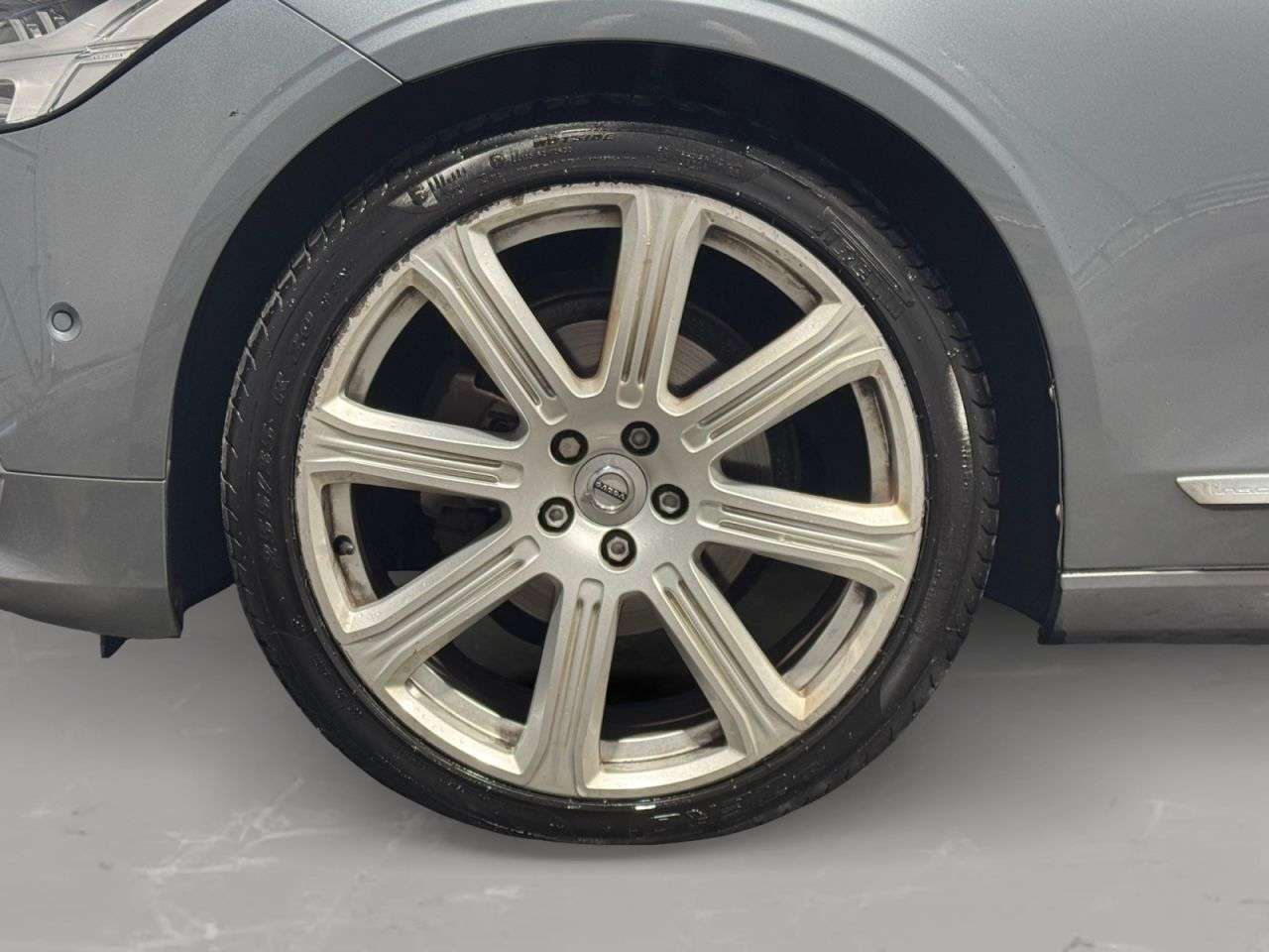 2017 VOLVO S90 2017 VOLVO S90