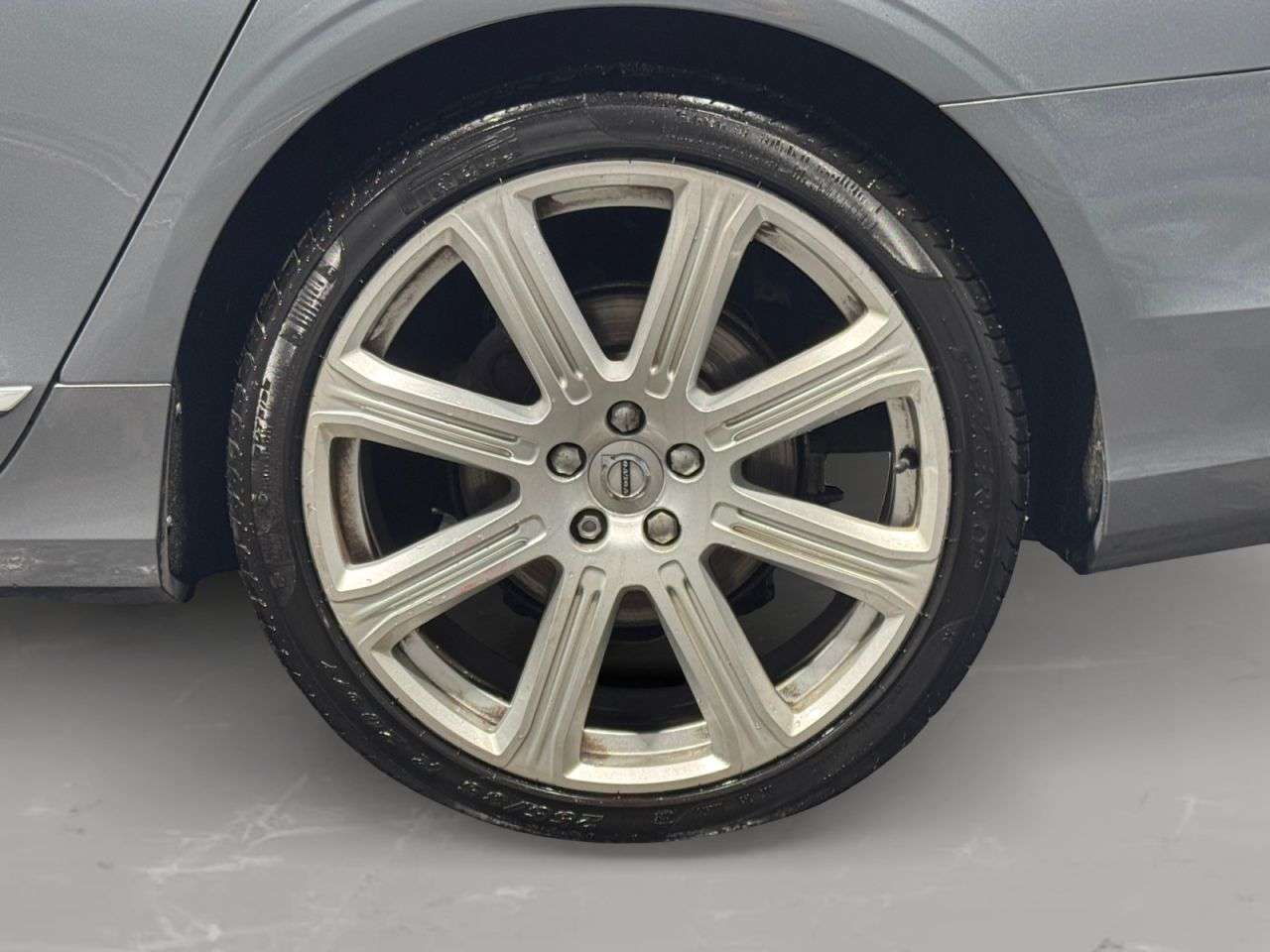 2017 VOLVO S90 2017 VOLVO S90