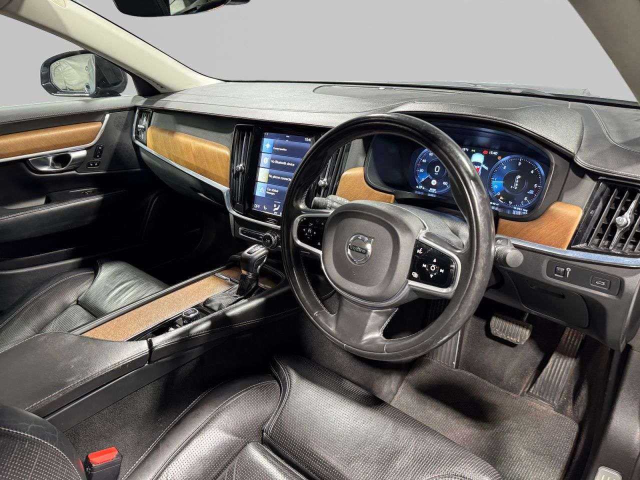 2017 VOLVO S90 2017 VOLVO S90