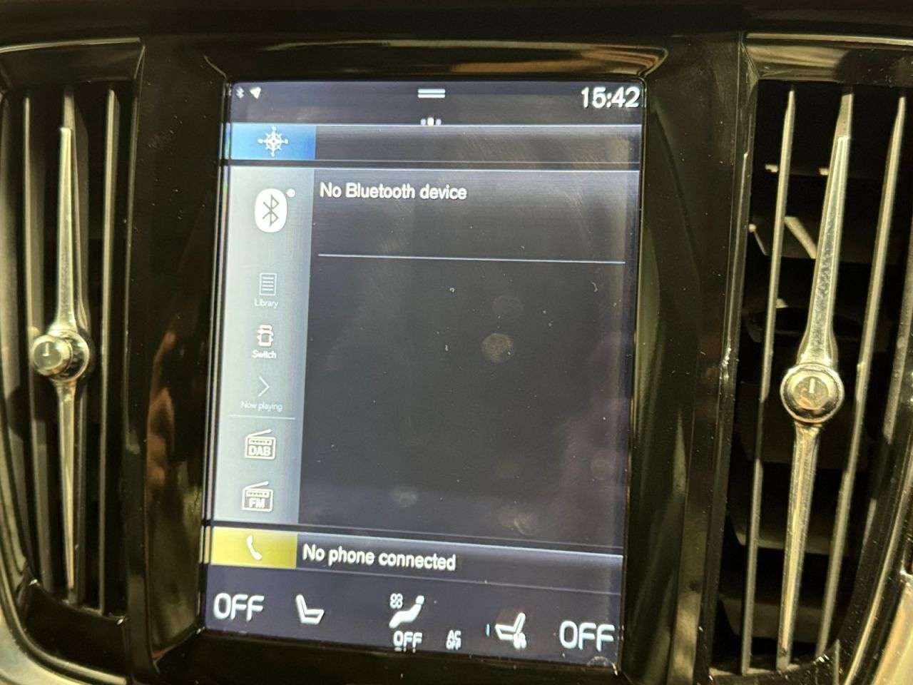 2017 VOLVO S90 2017 VOLVO S90