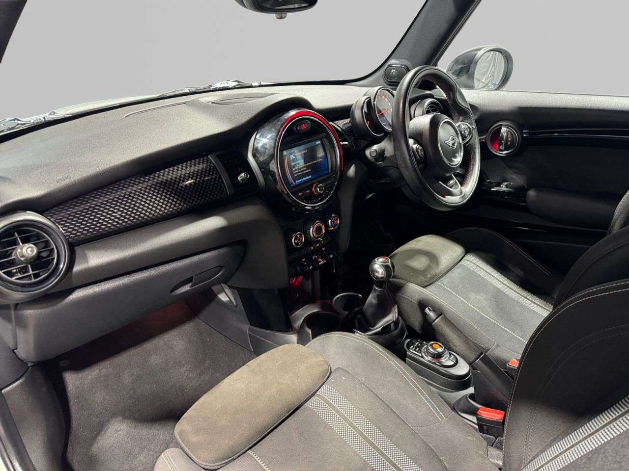 2018 MINI HATCH 2018 MINI HATCH