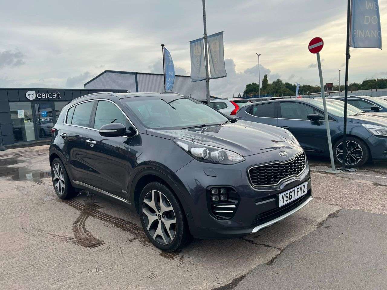 A 2017 KIA SPORTAGE 2.0 CRDi GT-Line S SUV 5dr Diesel Auto AWD Euro 6 (182 bhp) (Rates starting A 2017 KIA SPORTAGE 2.0 CRDi GT-Line S SUV 5dr Diesel Auto AWD Euro 6 (182 bhp) (Rates starting