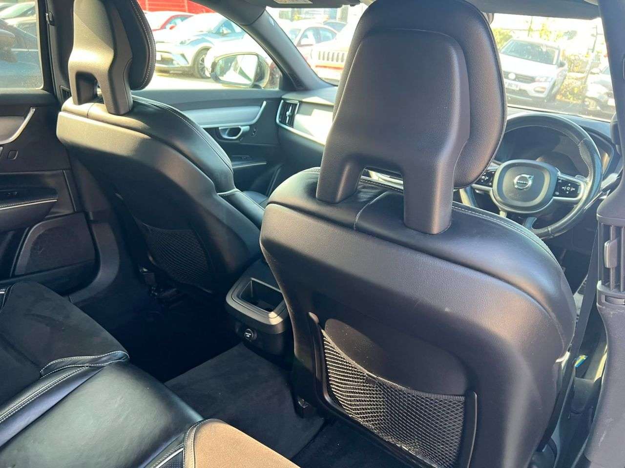 2018 VOLVO S90 2018 VOLVO S90