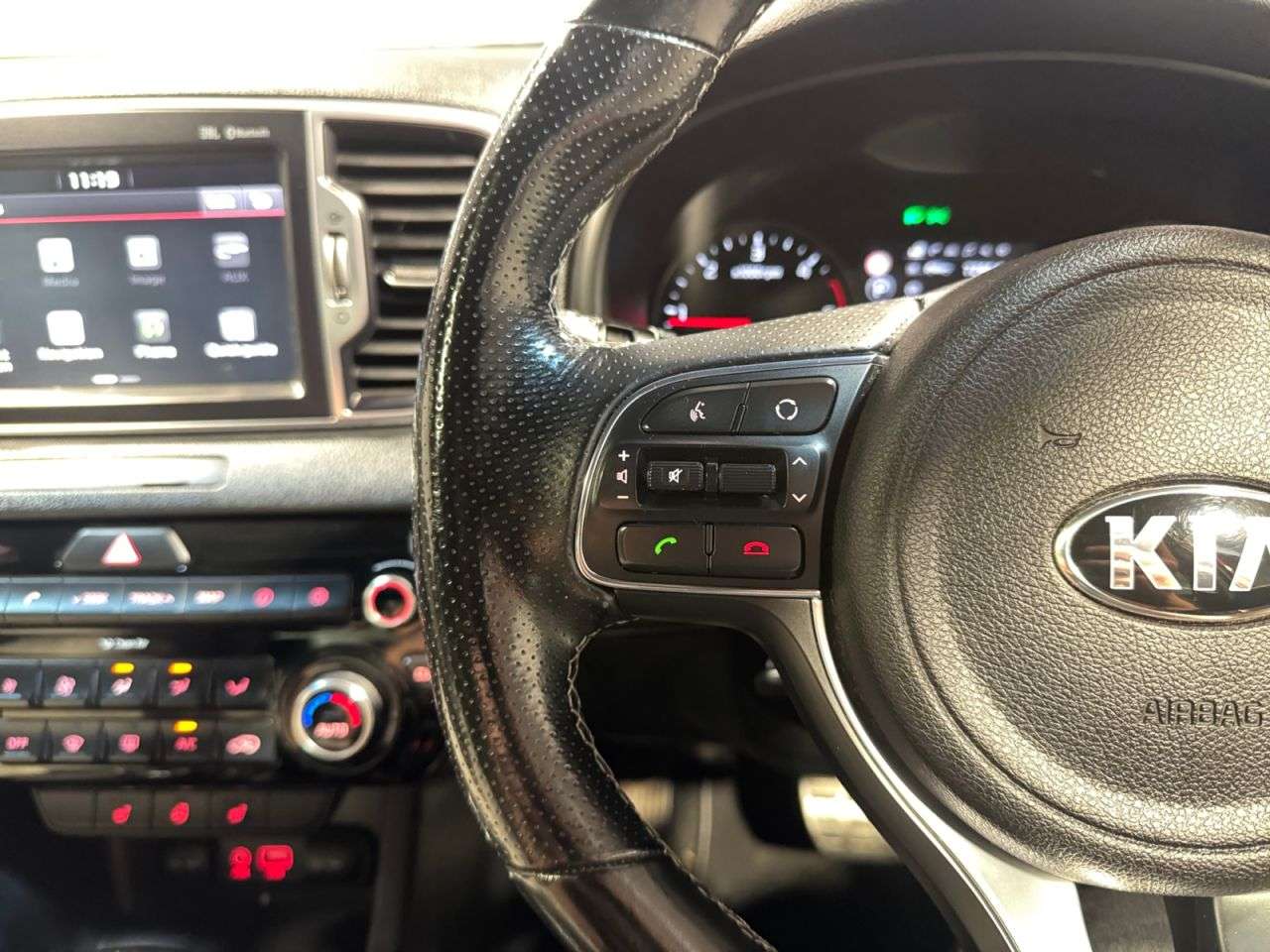 2017 KIA SPORTAGE 2017 KIA SPORTAGE