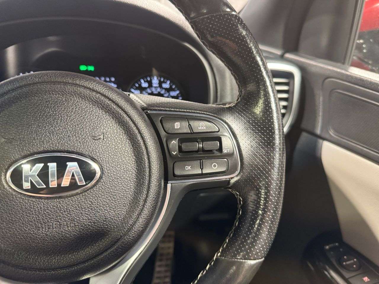 2017 KIA SPORTAGE 2017 KIA SPORTAGE