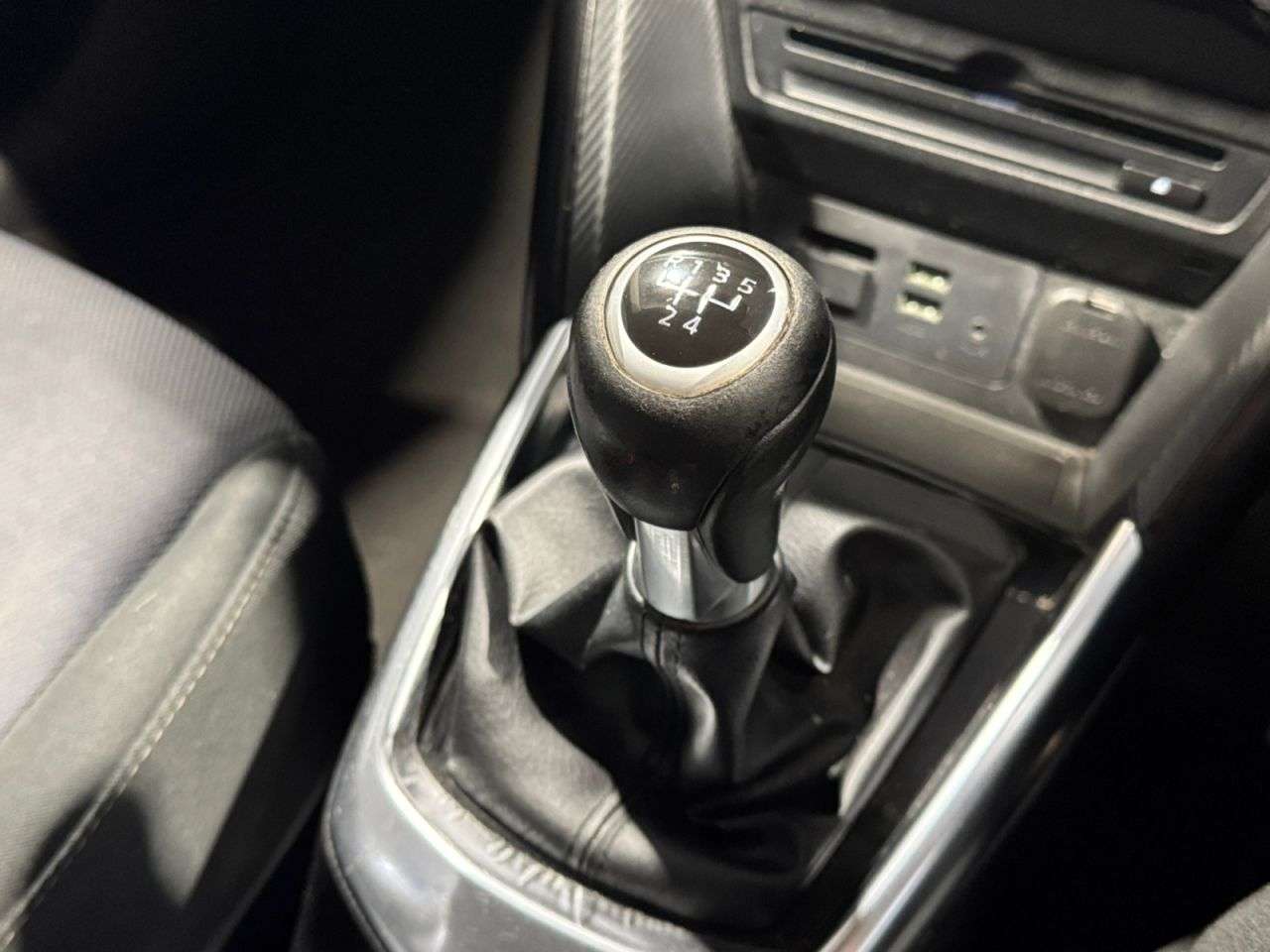 2016 MAZDA MAZDA2 2016 MAZDA MAZDA2