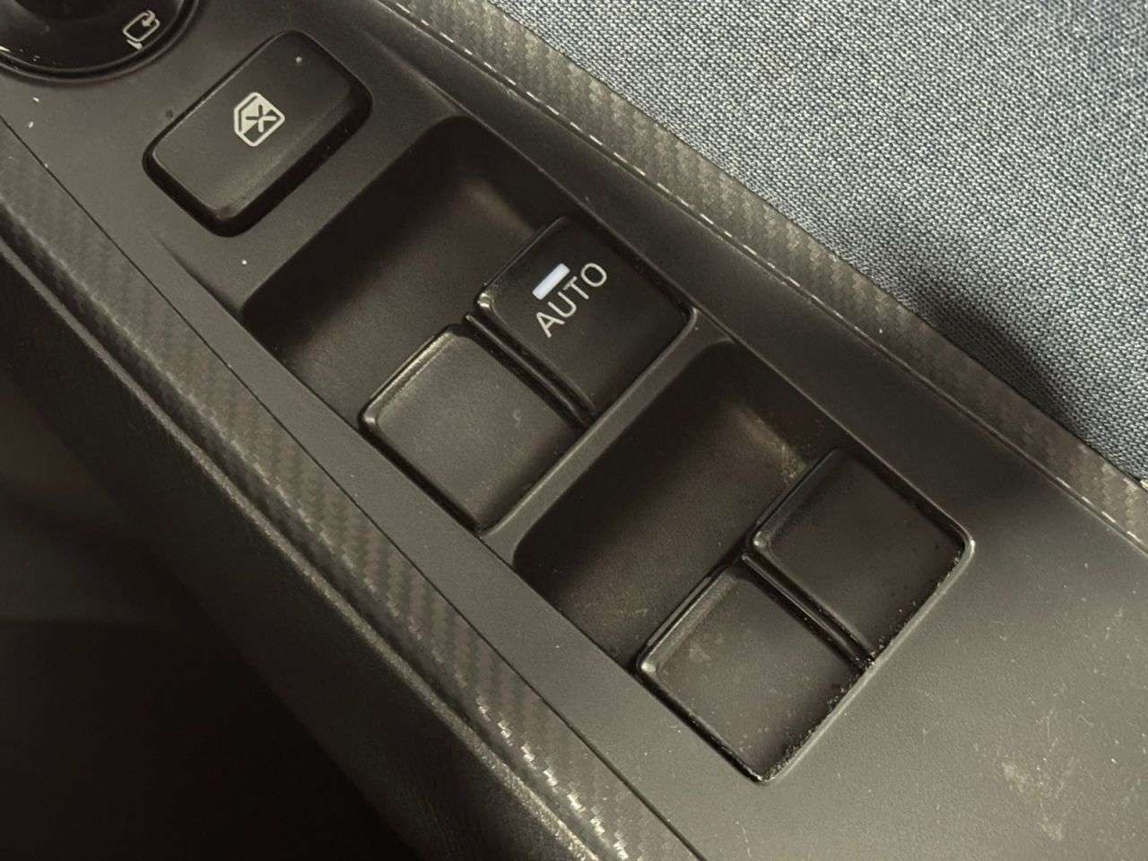 2016 MAZDA MAZDA2 2016 MAZDA MAZDA2