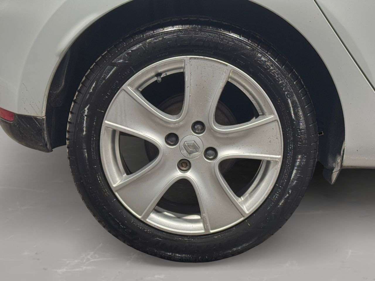 2013 RENAULT CLIO 2013 RENAULT CLIO