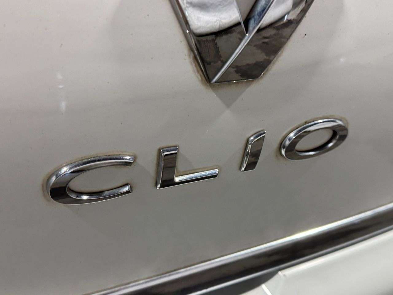 2013 RENAULT CLIO 2013 RENAULT CLIO