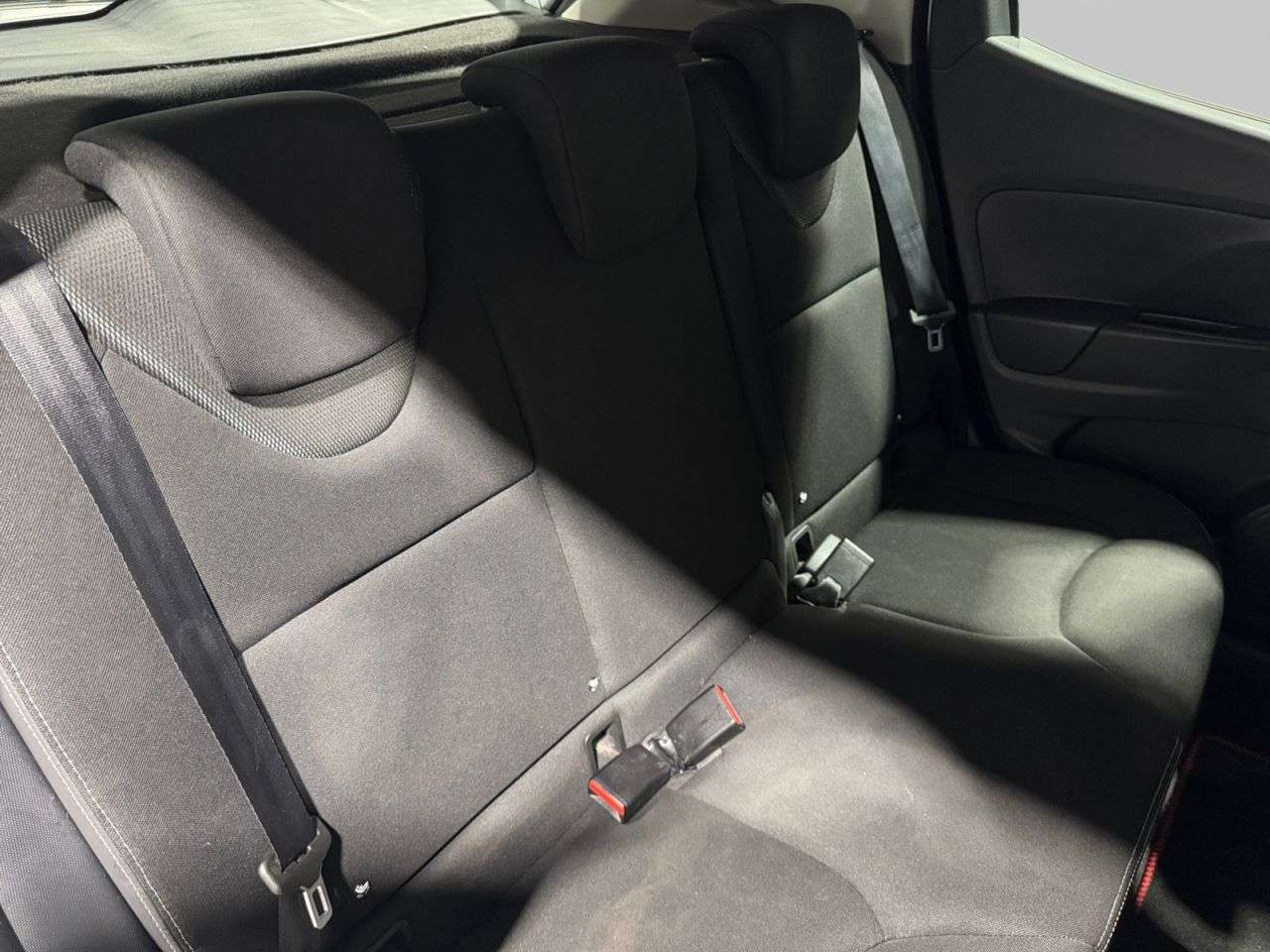 2013 RENAULT CLIO 2013 RENAULT CLIO