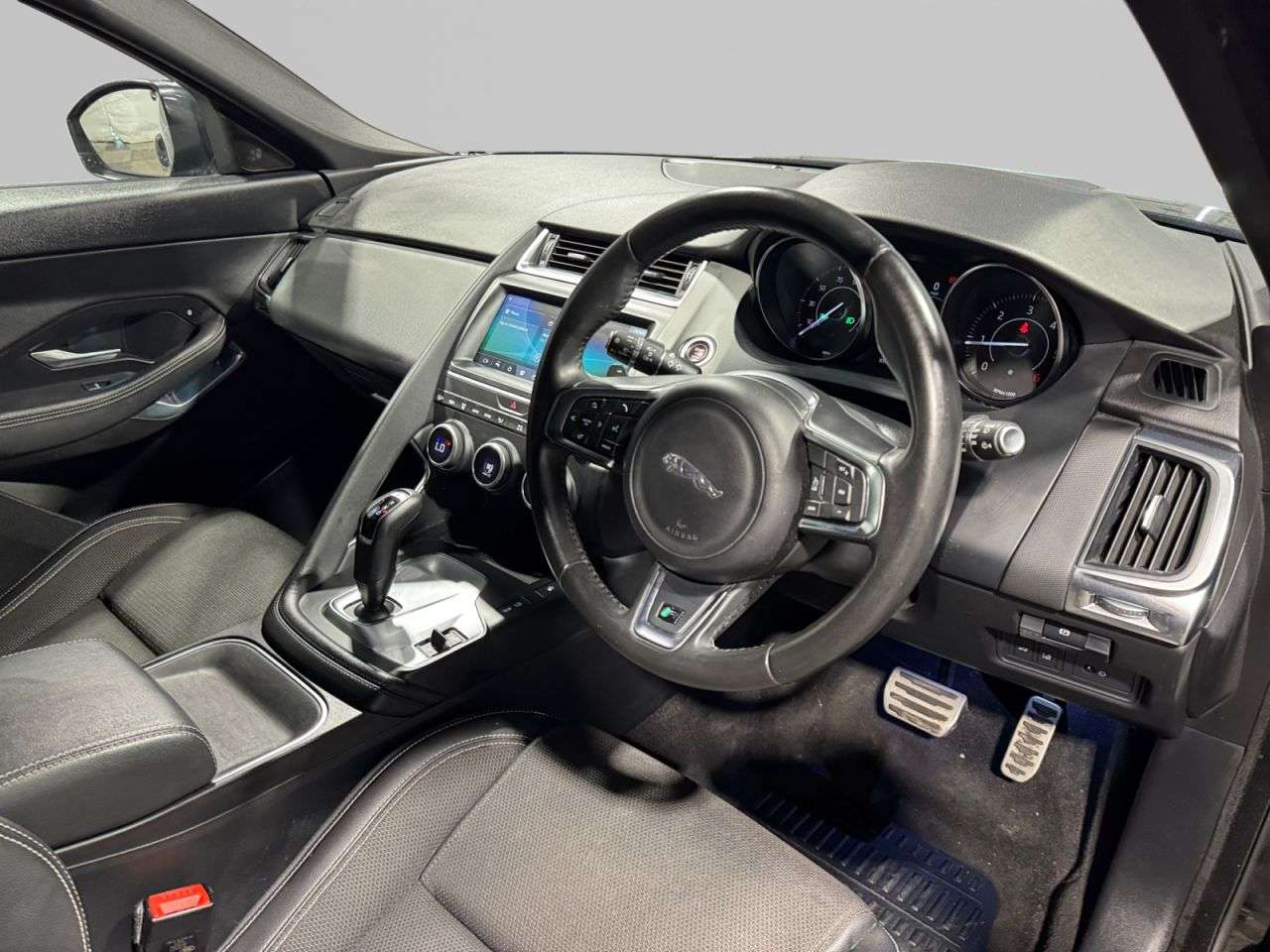 2018 JAGUAR E-PACE 2018 JAGUAR E-PACE