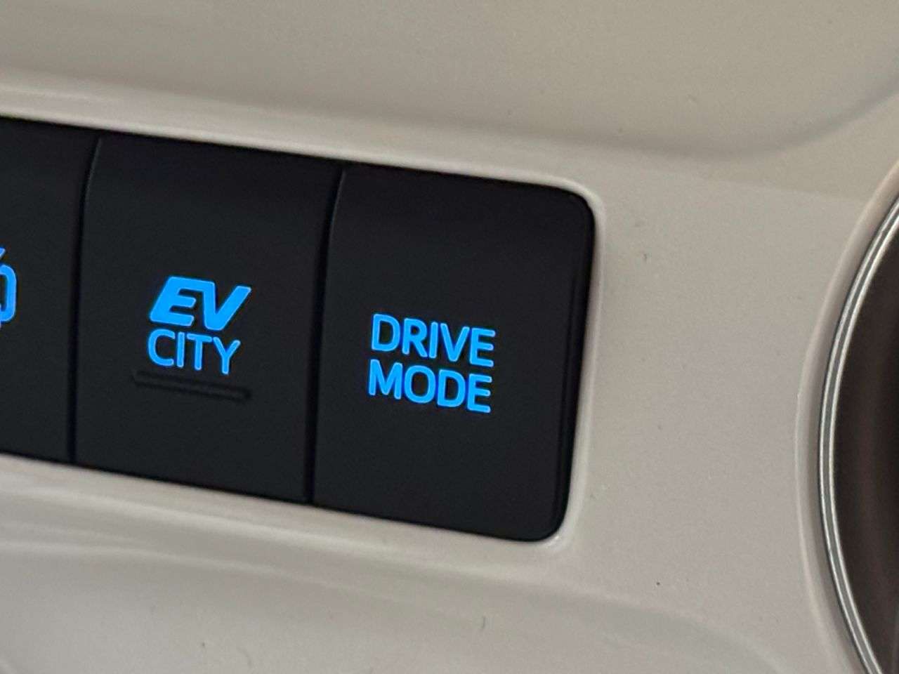2017 TOYOTA PRIUS 2017 TOYOTA PRIUS