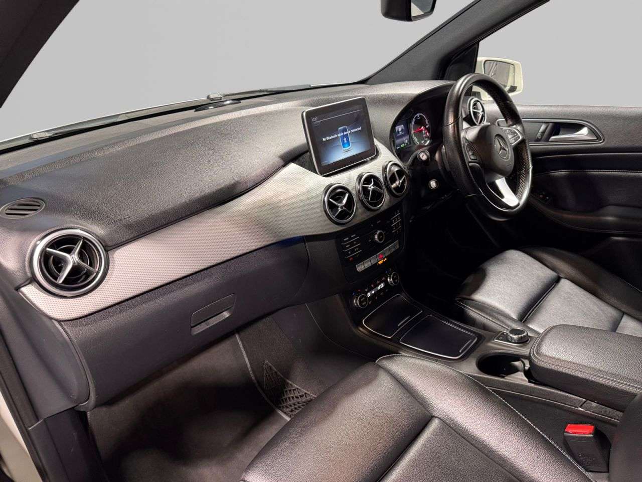 2016 MERCEDES-BENZ B CLASS 2016 MERCEDES-BENZ B CLASS