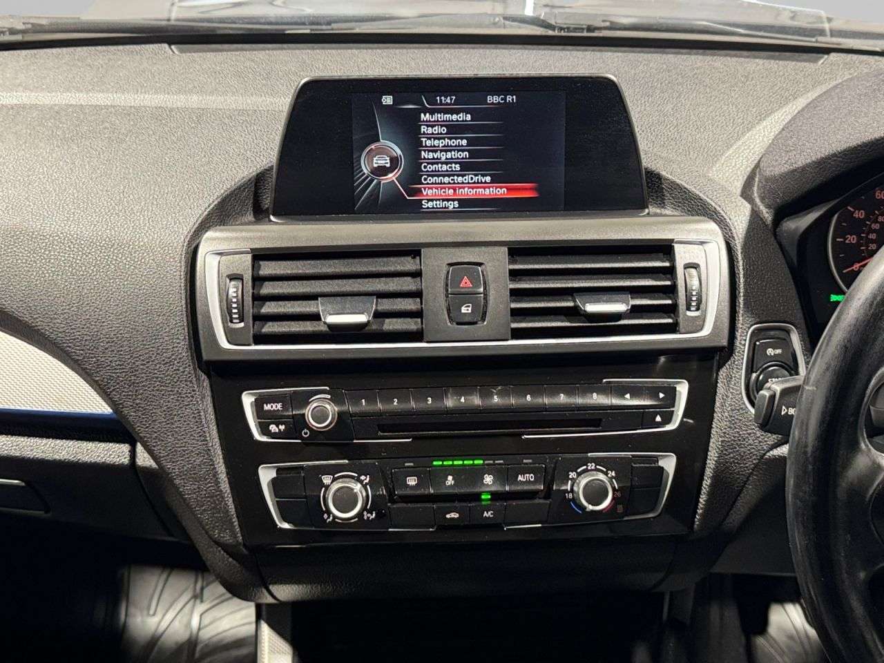2017 BMW 1 SERIES 2017 BMW 1 SERIES