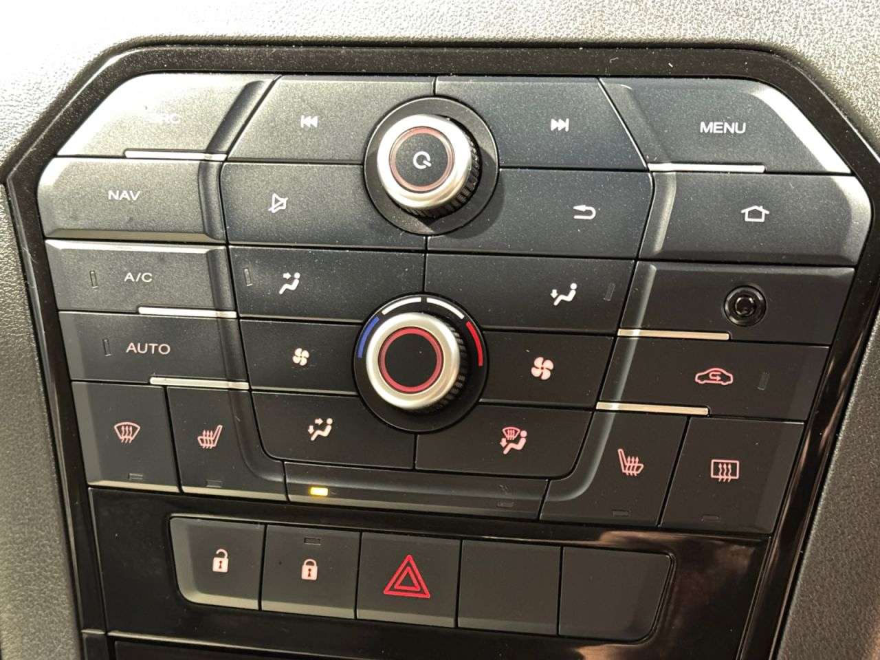 2017 MG GS 2017 MG GS