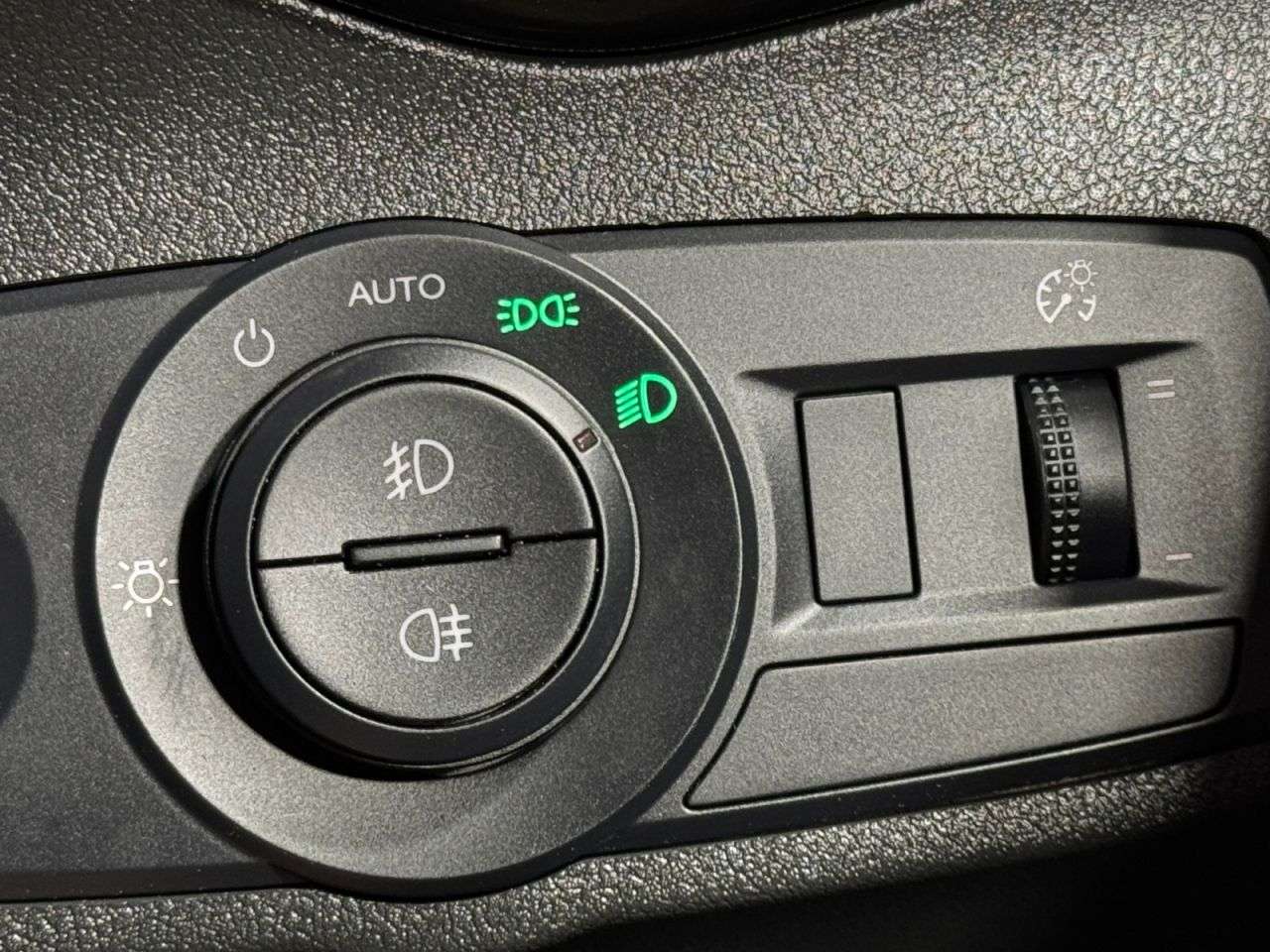 2017 MG GS 2017 MG GS