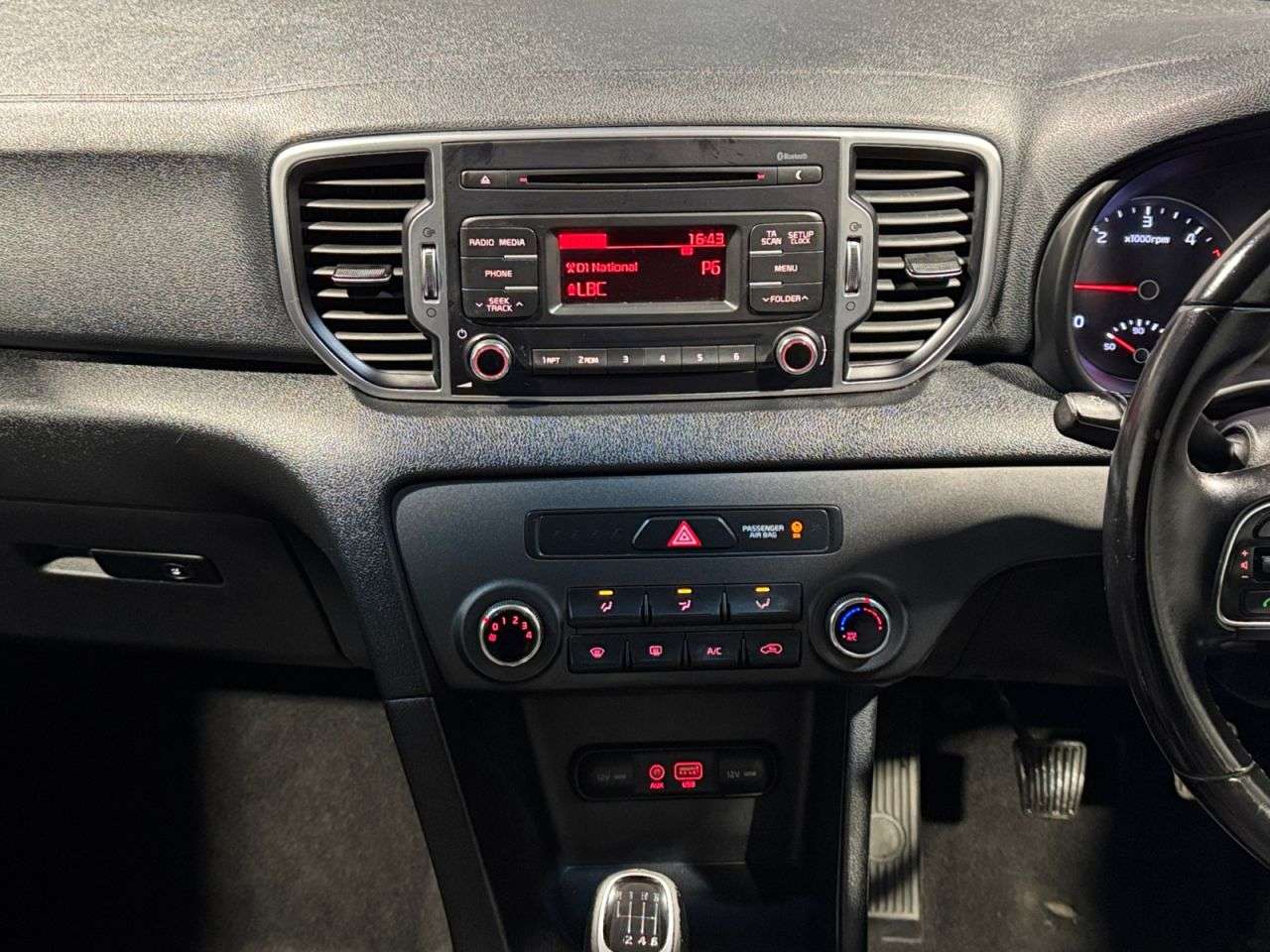 2017 KIA SPORTAGE 2017 KIA SPORTAGE