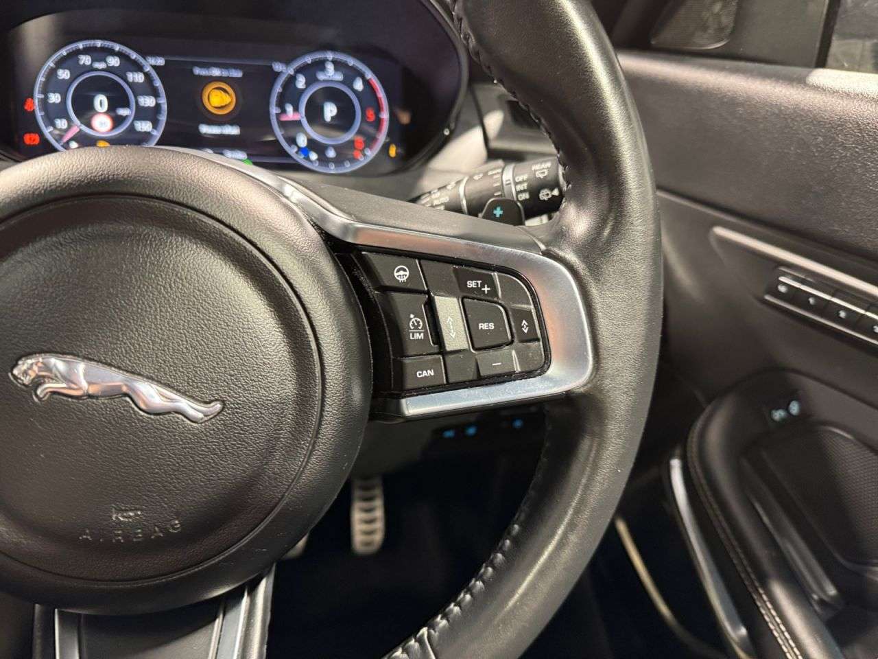 2020 JAGUAR E-PACE 2020 JAGUAR E-PACE