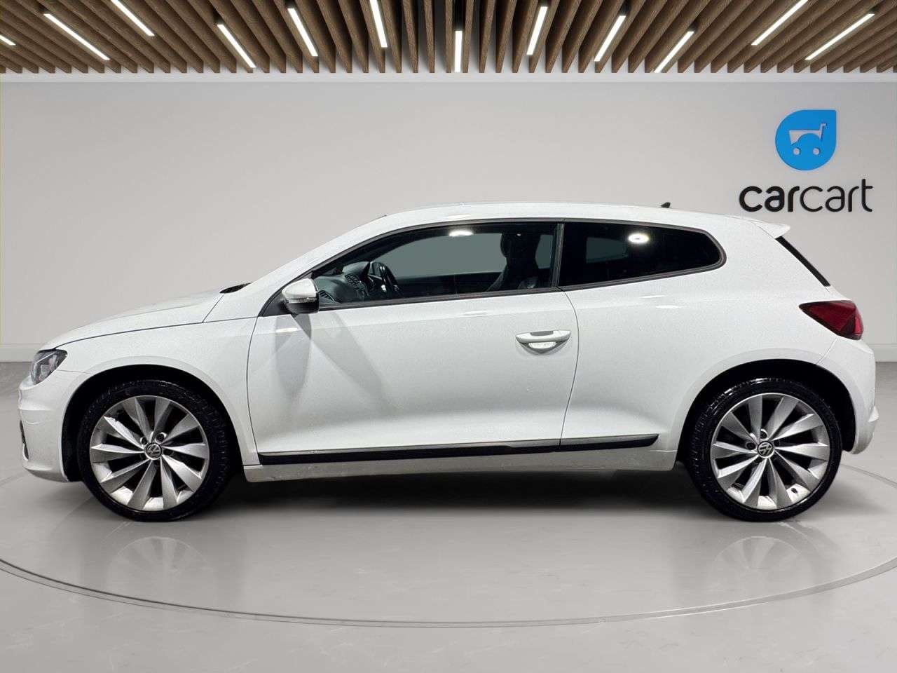 A 2017 VOLKSWAGEN SCIROCCO 2.0 TDI BlueMotion Tech GT Hatchback 3dr Diesel DSG Euro 6 (s/s) (150 ps) ( A 2017 VOLKSWAGEN SCIROCCO 2.0 TDI BlueMotion Tech GT Hatchback 3dr Diesel DSG Euro 6 (s/s) (150 ps) (