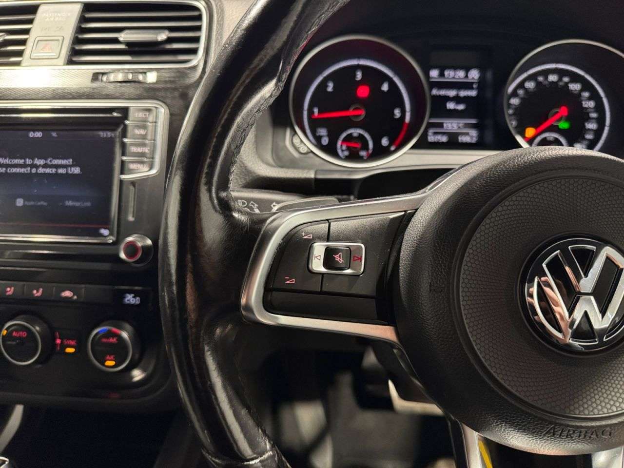 2017 VOLKSWAGEN SCIROCCO 2017 VOLKSWAGEN SCIROCCO