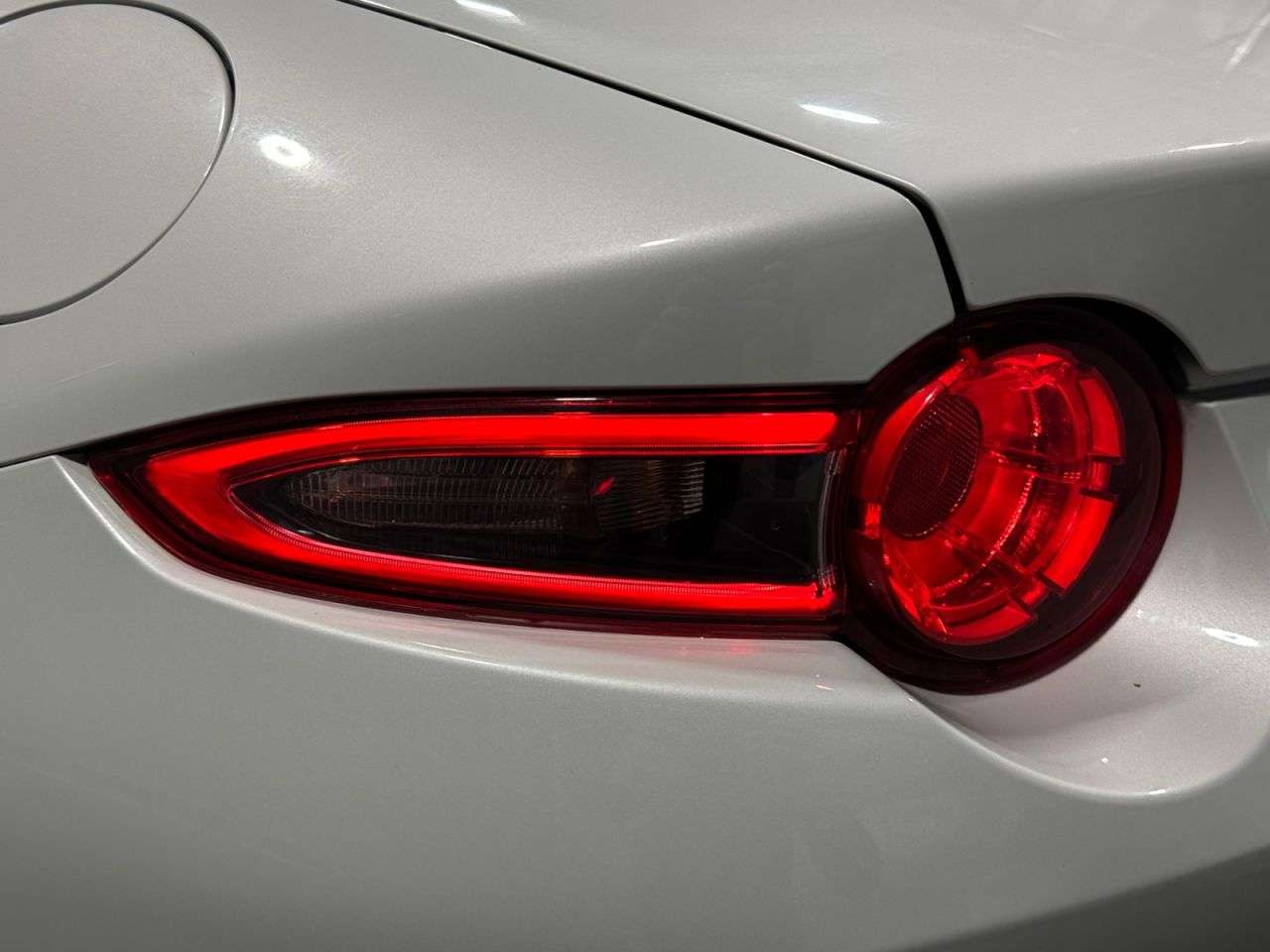 2016 MAZDA MX-5 2016 MAZDA MX-5