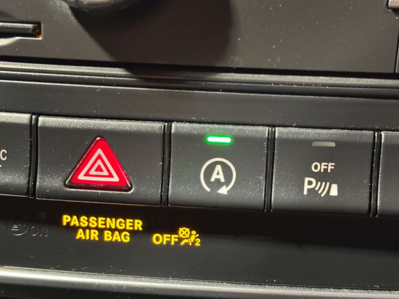 2016 MERCEDES-BENZ GLA 2016 MERCEDES-BENZ GLA