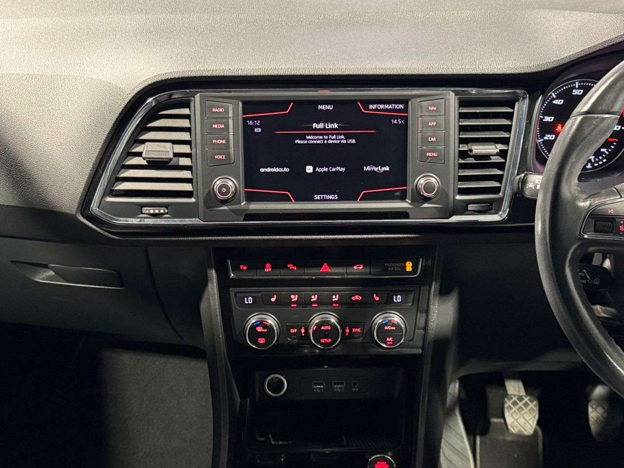 2016 SEAT ATECA 2016 SEAT ATECA