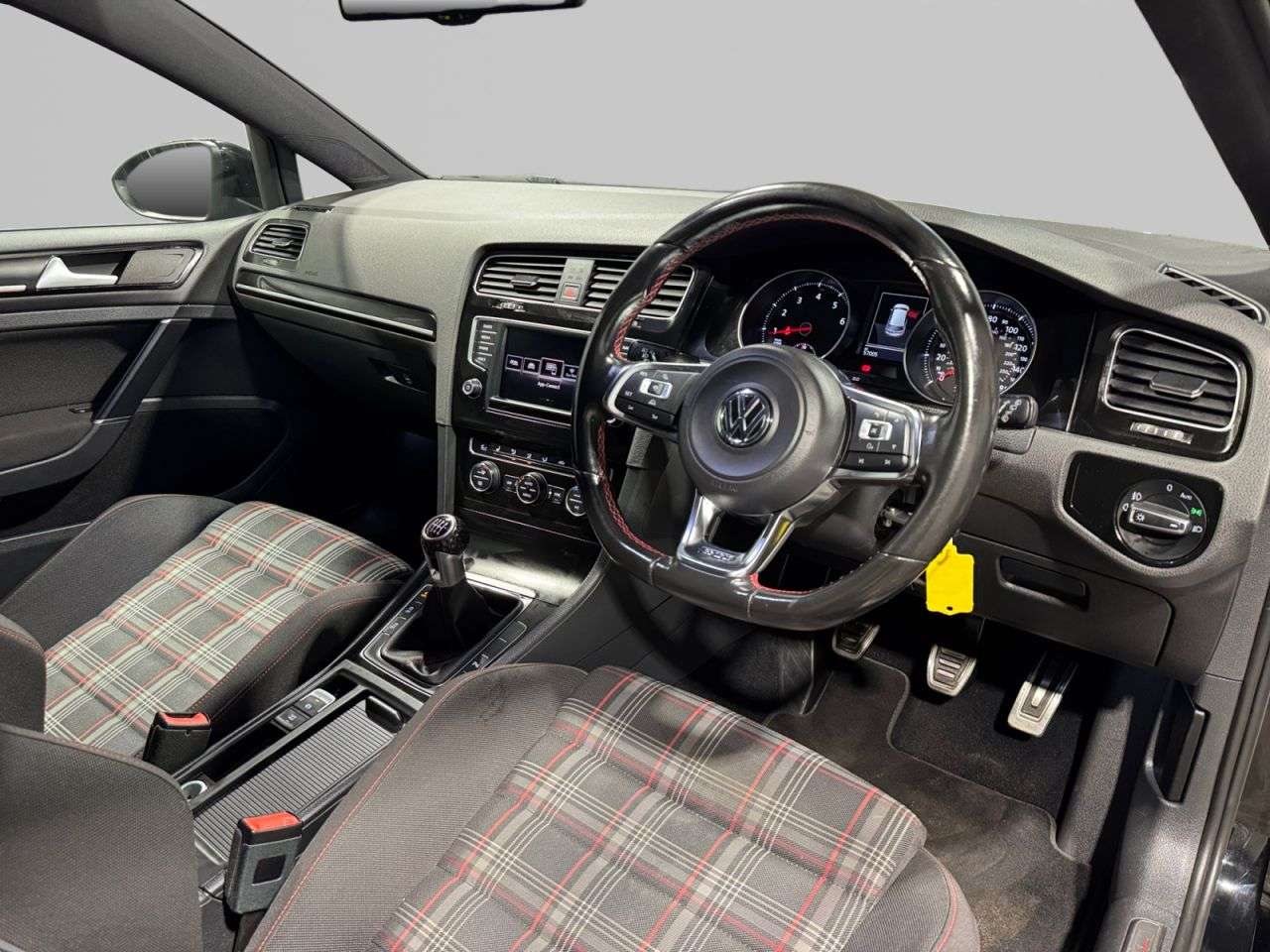 2016 VOLKSWAGEN GOLF 2016 VOLKSWAGEN GOLF