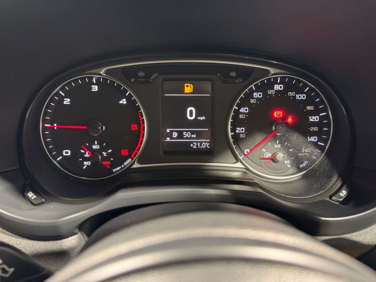 2015 AUDI A1 2015 AUDI A1