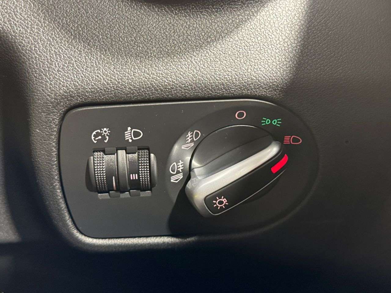 2015 AUDI A1 2015 AUDI A1