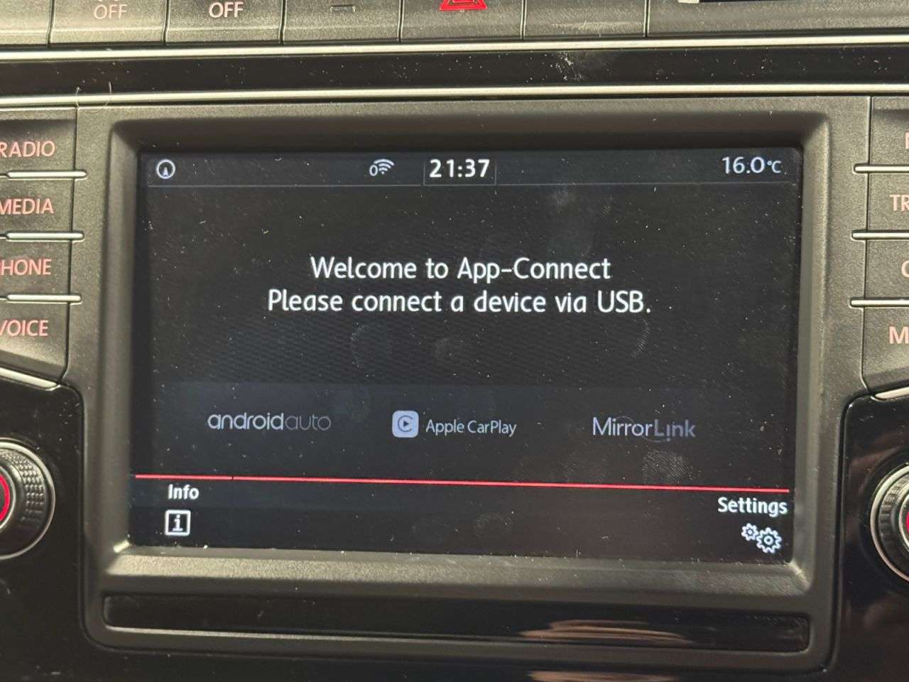 2016 VOLKSWAGEN POLO 2016 VOLKSWAGEN POLO