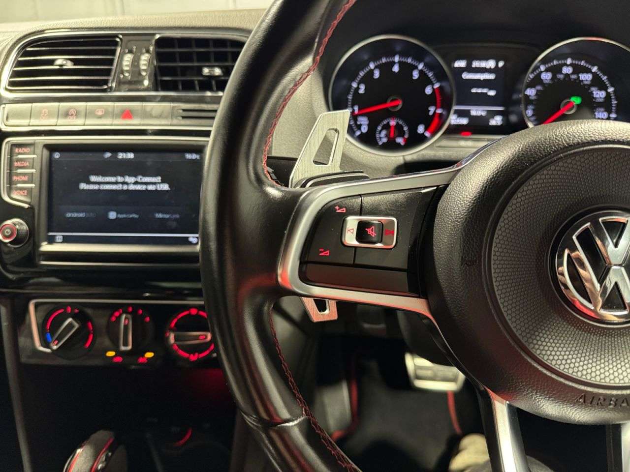 2016 VOLKSWAGEN POLO 2016 VOLKSWAGEN POLO