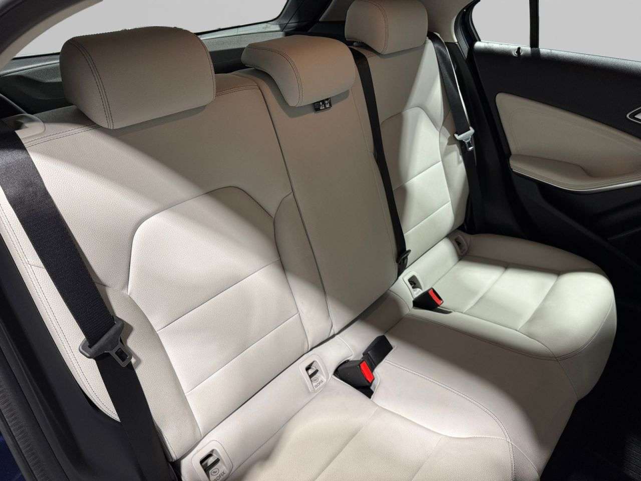 2017 MERCEDES-BENZ A CLASS 2017 MERCEDES-BENZ A CLASS