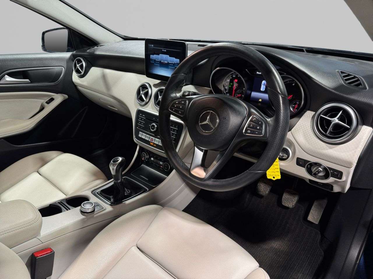 2017 MERCEDES-BENZ A CLASS 2017 MERCEDES-BENZ A CLASS