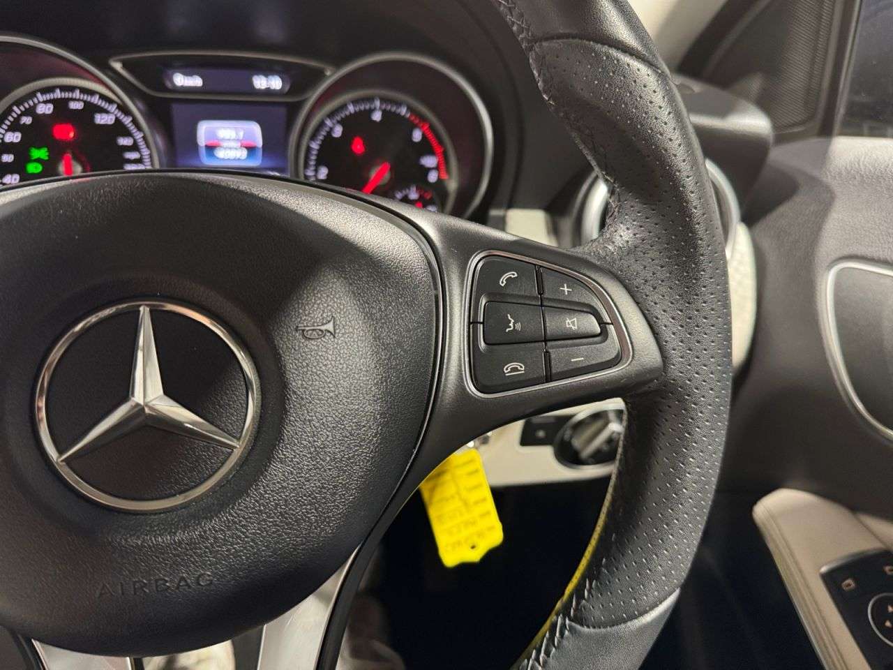 2017 MERCEDES-BENZ A CLASS 2017 MERCEDES-BENZ A CLASS
