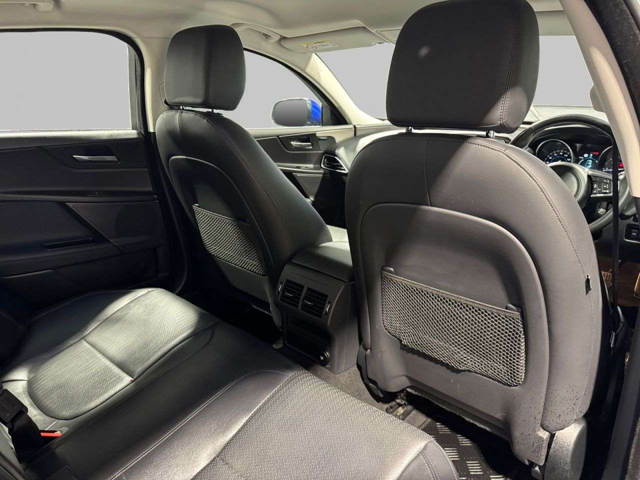2019 JAGUAR XE 2019 JAGUAR XE