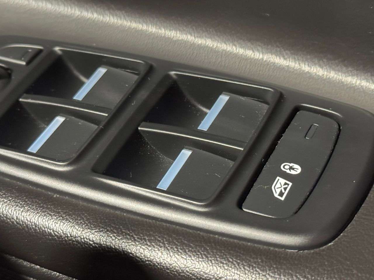 2019 JAGUAR XE 2019 JAGUAR XE