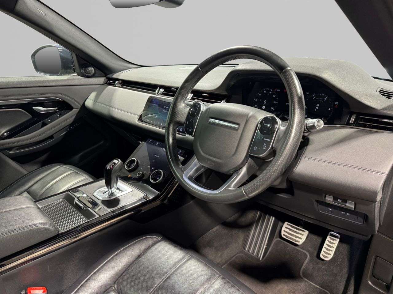 2019 LAND ROVER RANGE ROVER EVOQUE 2019 LAND ROVER RANGE ROVER EVOQUE