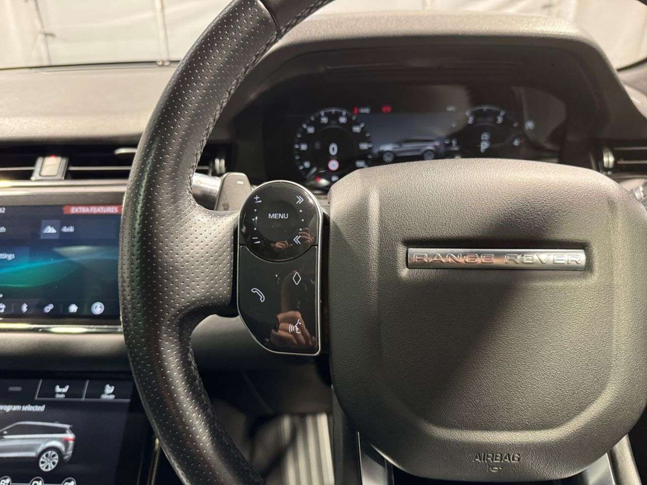 2019 LAND ROVER RANGE ROVER EVOQUE 2019 LAND ROVER RANGE ROVER EVOQUE
